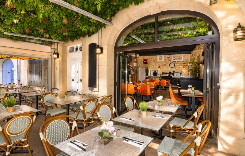 Le restaurant - Le Bosigas - restaurant BOUZIGUES